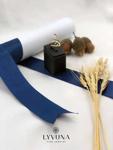 انگشتر طلایی عسل منحنی